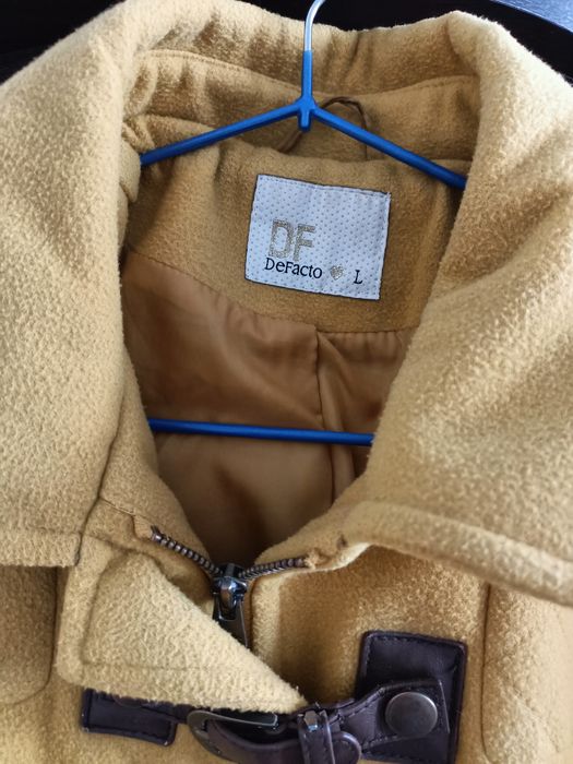 Продам горчичное пальто