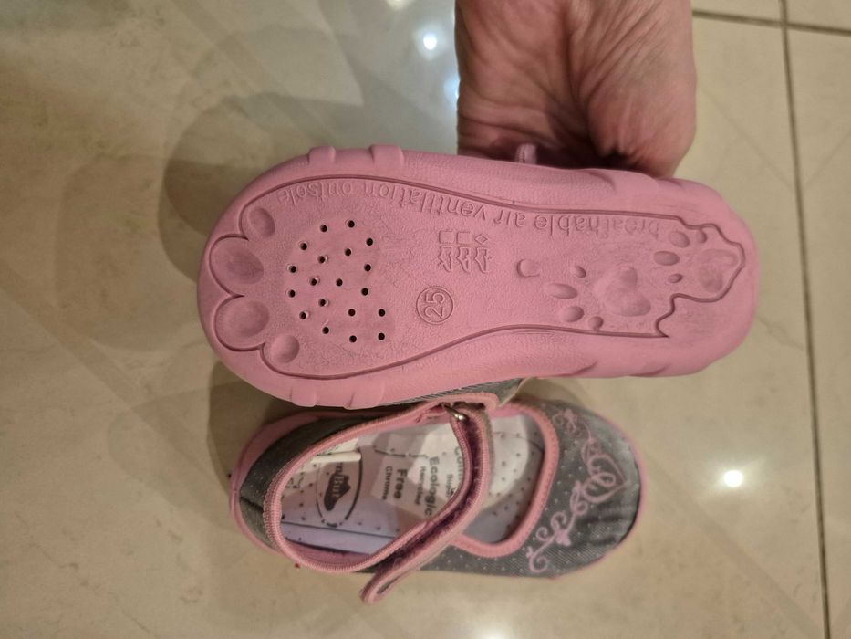 Пантофи 3 броя/обувки