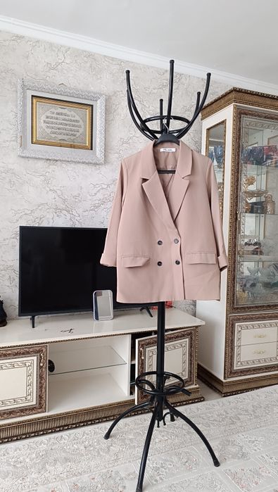 Продам пиджаки в отличном состоянии