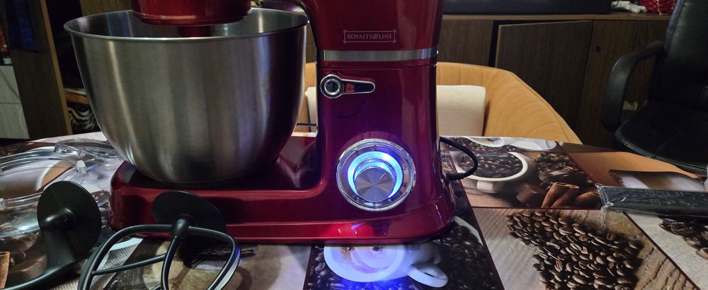 Планетарен миксер