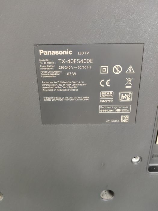 Vând TV smart Panasonic 103cm Nefuncțional.