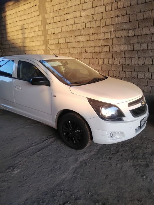Chevrolit Cobalt mashina