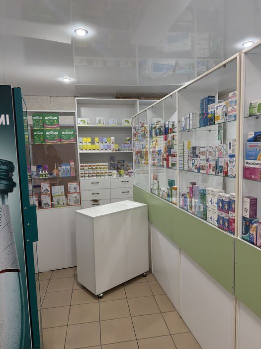 Продам аптеку или аптечные оборудование