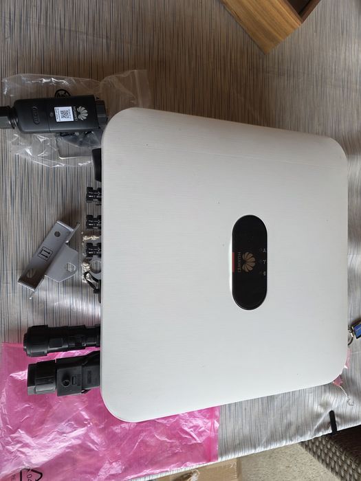 Pachet Invertor Huawei SUN2000-6KTL-L1 Hibrid monofazat +WI-FI DONGLE + SMARTMETER DDSU666-h