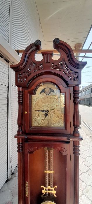 Часы Напольные большие