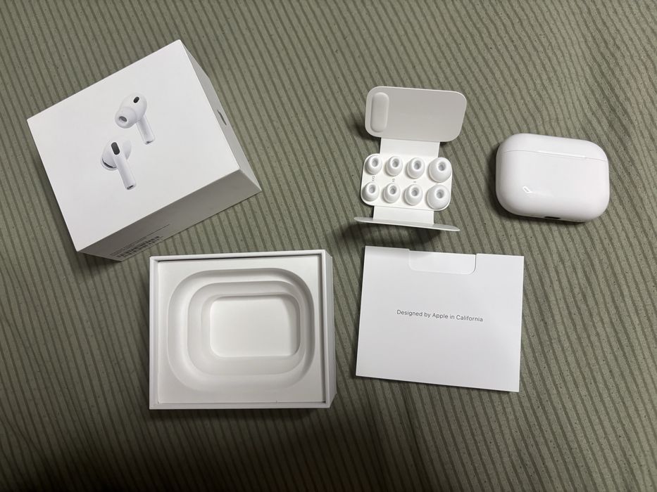 срочно продам airpods pro 3