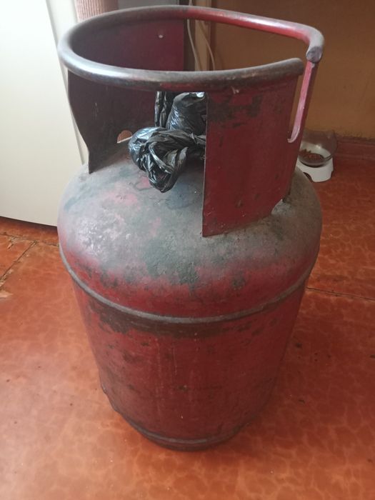 Продаю балон газовый