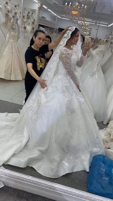 Свадебное платье