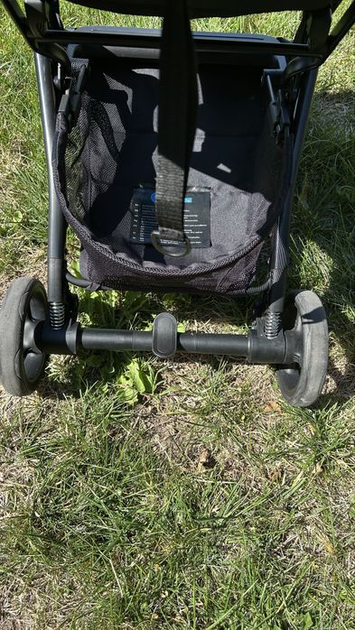 Лятна количка Cybex Beezy Lava Grey