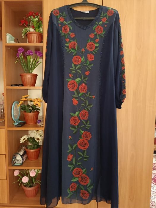 Продам платье женские