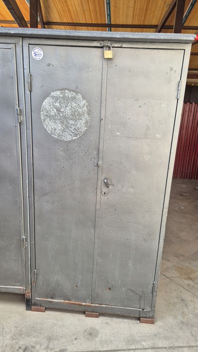 Dulap fiset metalic