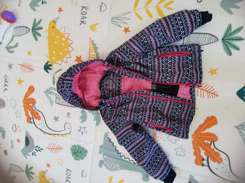 Якета за момиче р-ри от 98см до 110 см