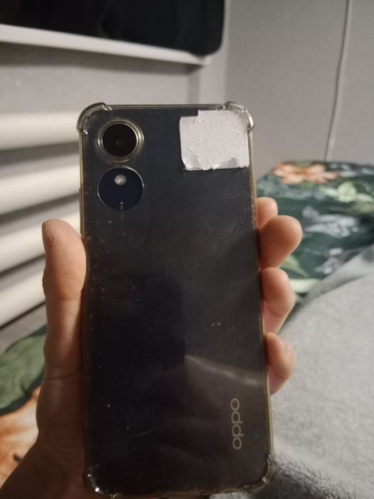 В продаже телефон