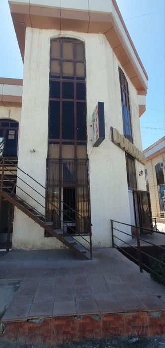 Сотилади, 1,2 этаж + подвал, 150 кв.м, Педколледж ёни