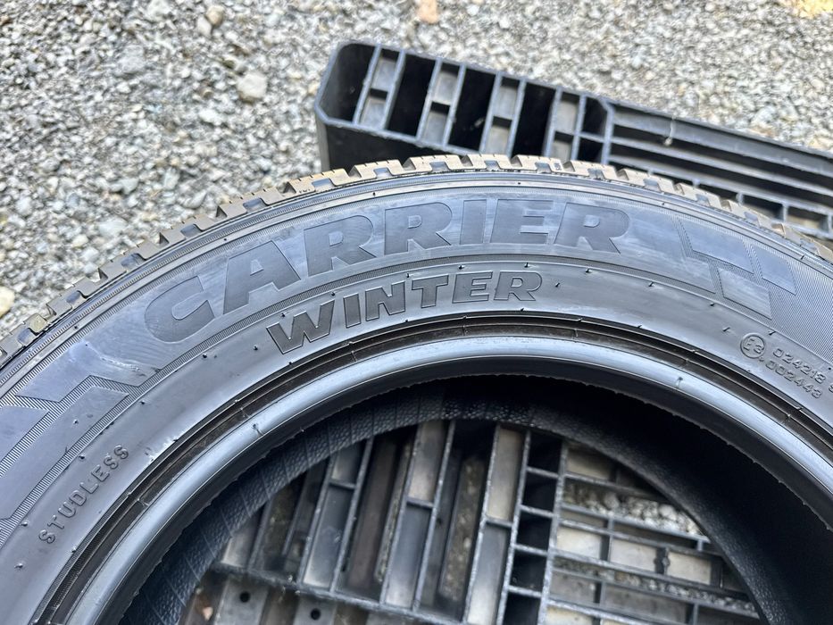 2бр.ЗИМНИ ГУМИ Pirelli 205/65/16C 7.5мм. грайфер за бус