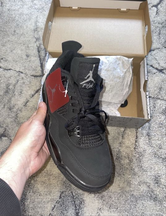 Jordan 4 Black Cat