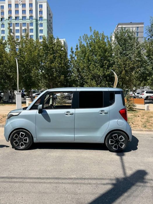 Продам машину Kia Ray