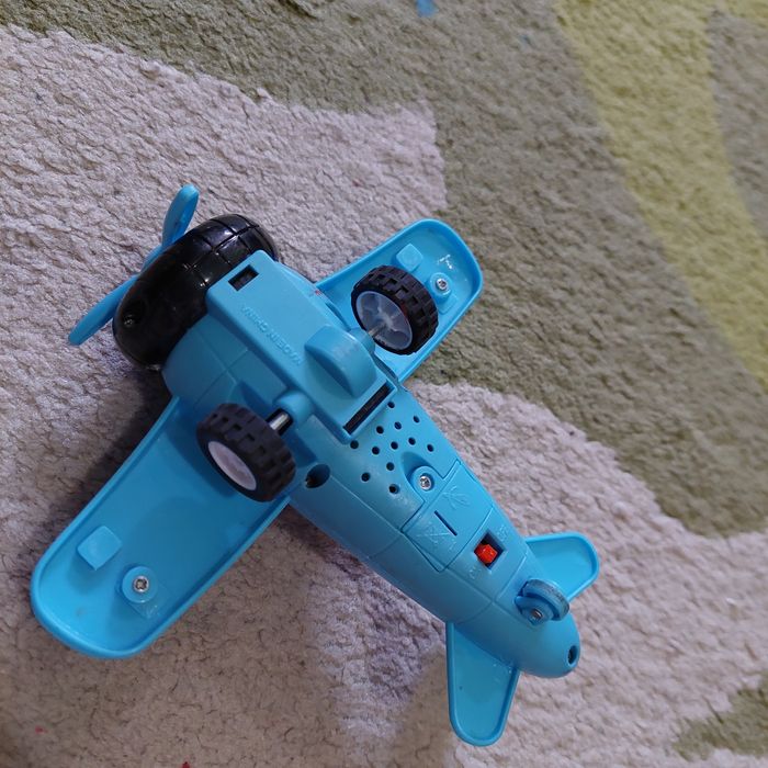 Продам музыкальный вертолёт