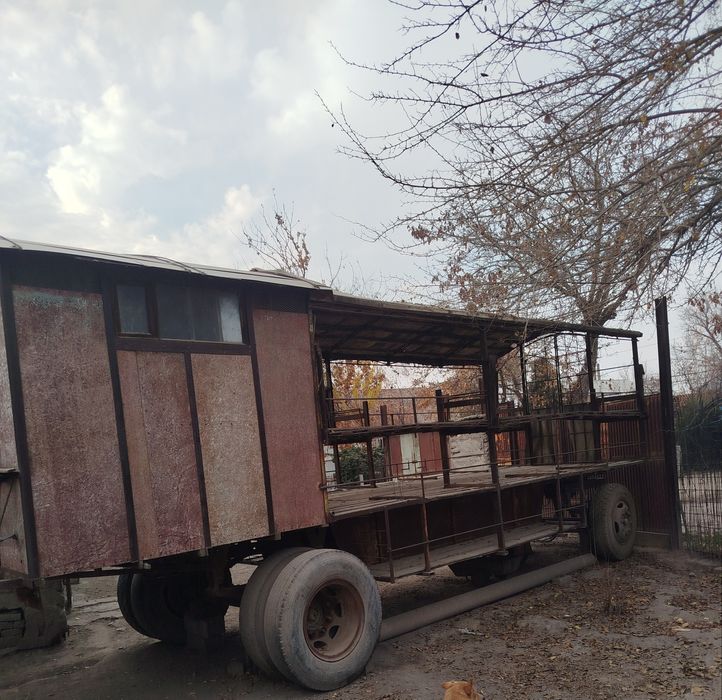 Прицеп для уликов для пасеки.