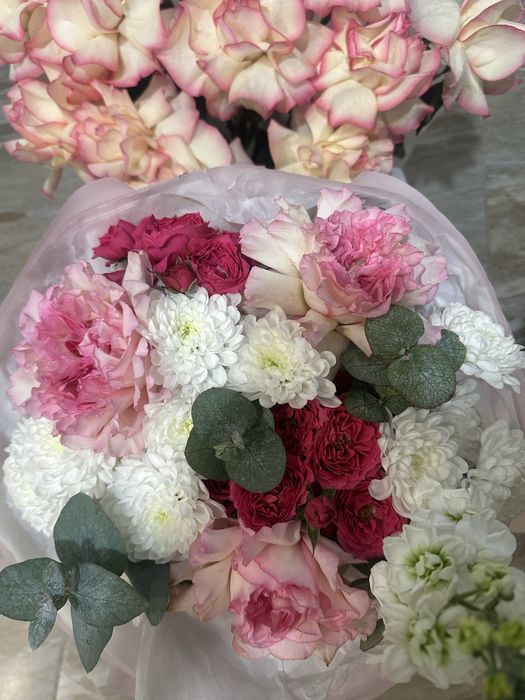 Продам цветы свежие