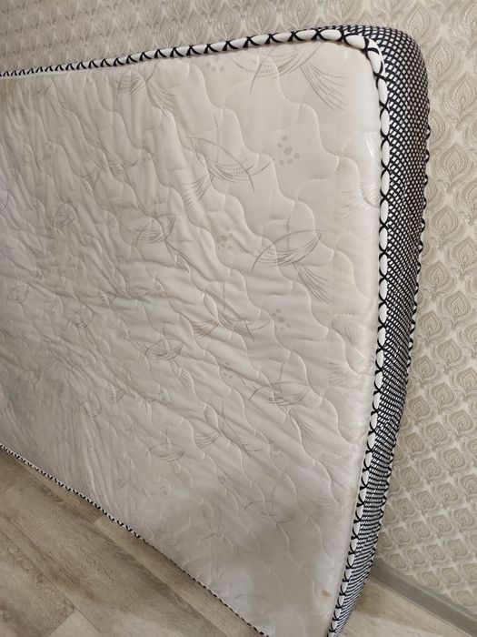 Матрац  200*140 см