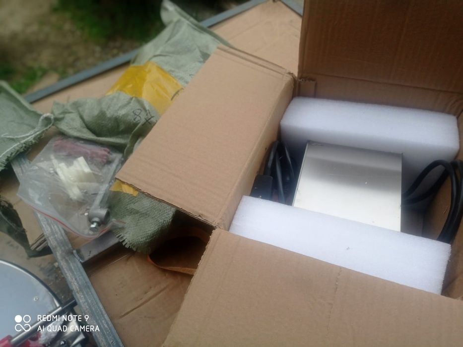 Продам новую медогонку