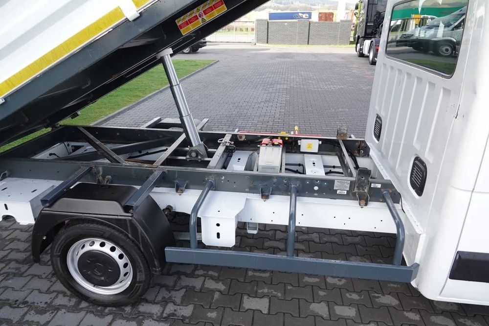 Renault MASTER / DCI 135 / BASCULATOR / CAMION CU OPȚIUNI 7 LOCURI / MANUAL