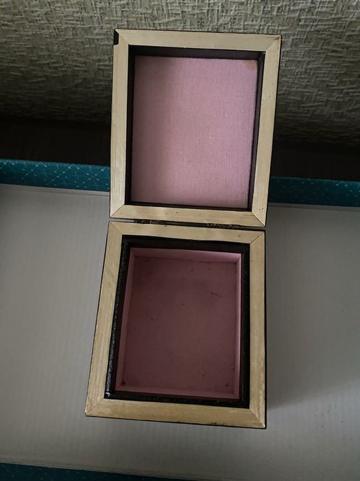 Шкатулки из дерева