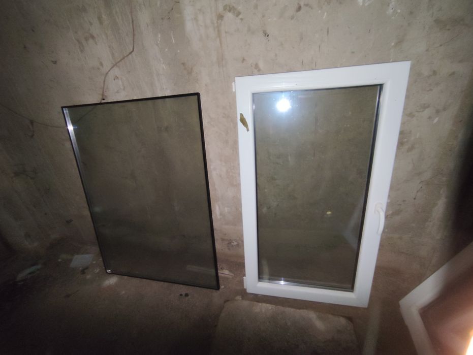 PVC балконски прозорци (пистолет)