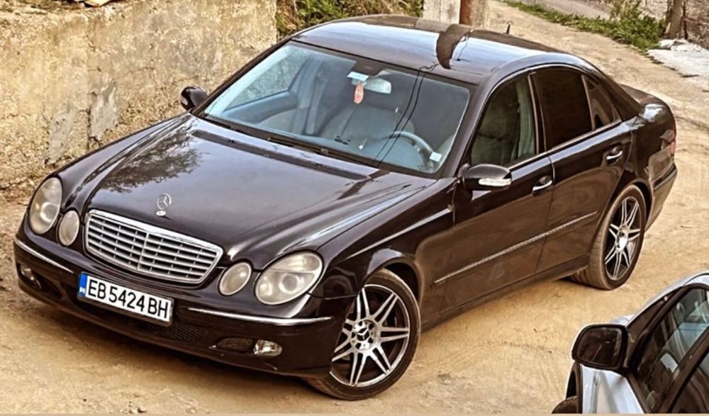 Mercedes w211 E270 CDI Ръчка !