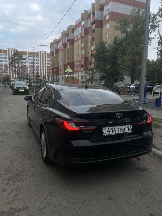Прокат автомобиля с водителем