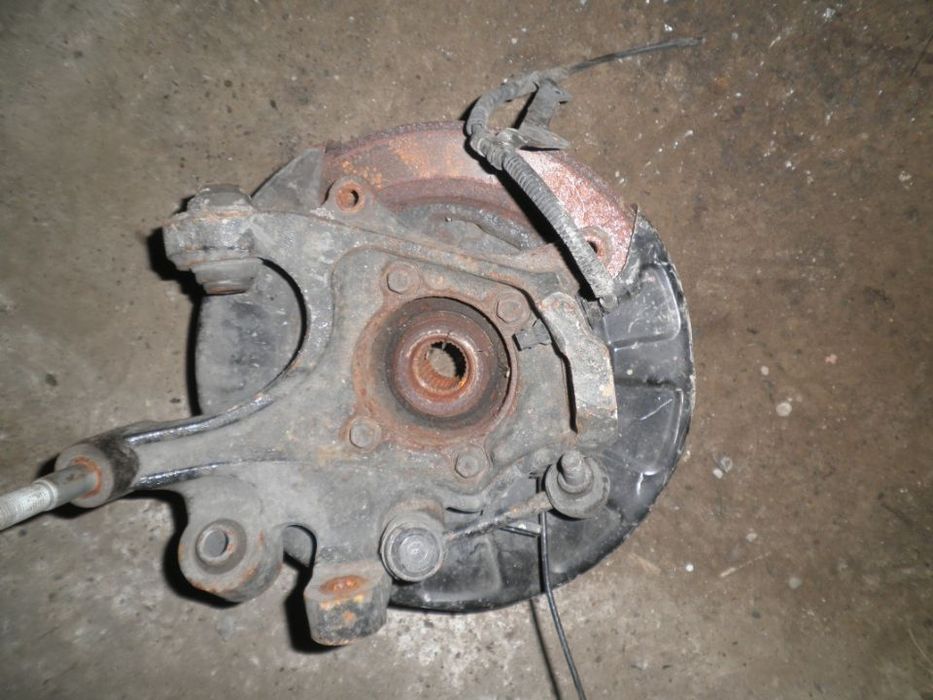 fuzeta stanga spate hyundai santa fe 2010