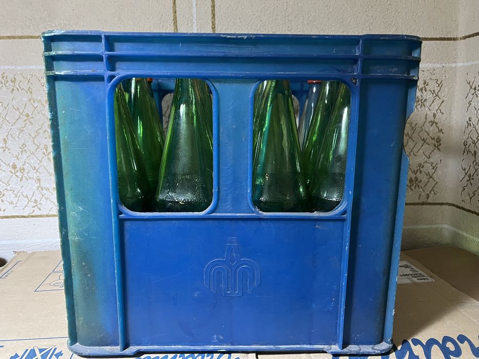 Стъклени шишета 1 л.