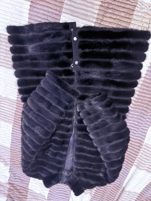 Шубы норковые дешево почти новые.уезжаю в пятницу