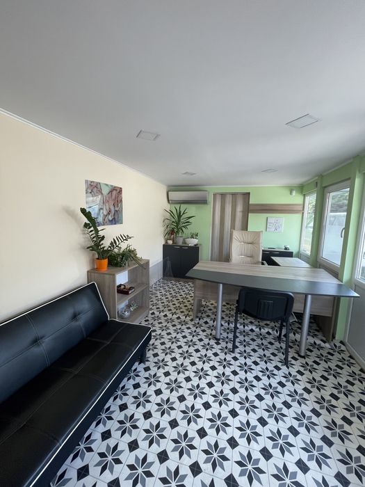 Дава се под наем Магазин в Разград, Абритус - 20 кв.м за 316.2 € - Снимка #1