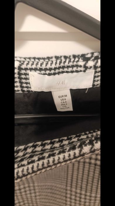 Нови къси зимни поли, размер S