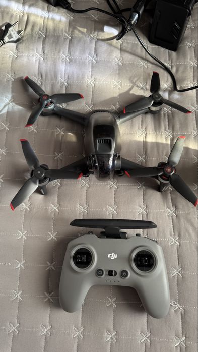 Dji FPV COMBO продавам