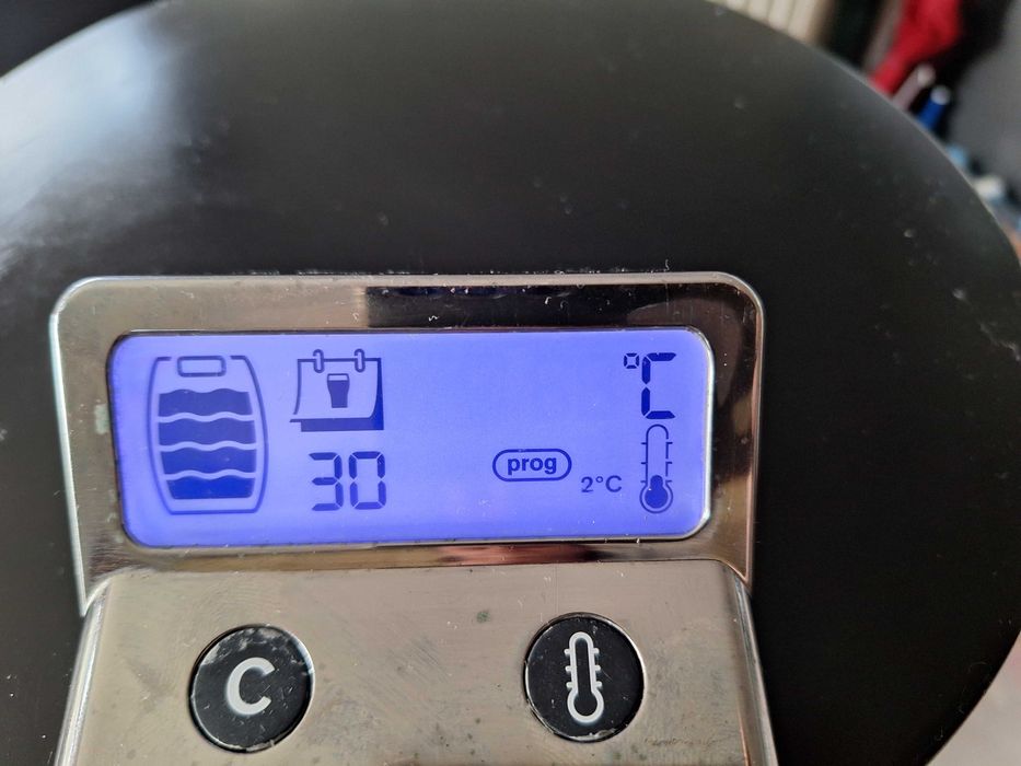 Cooler racitor Dozator bere Krups cu racire control digital si display