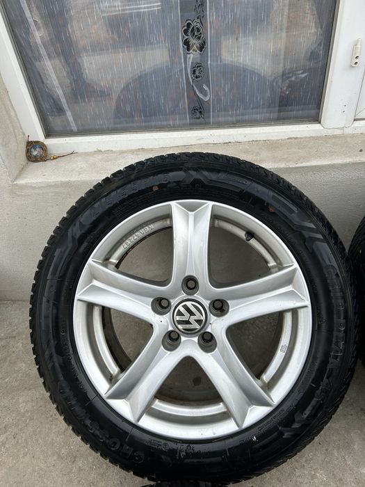 jante originale VW + anvelope iarnă – stare foarte bună!