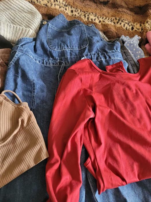 Одежда для девочки 13-17 лет отдам бесплатно