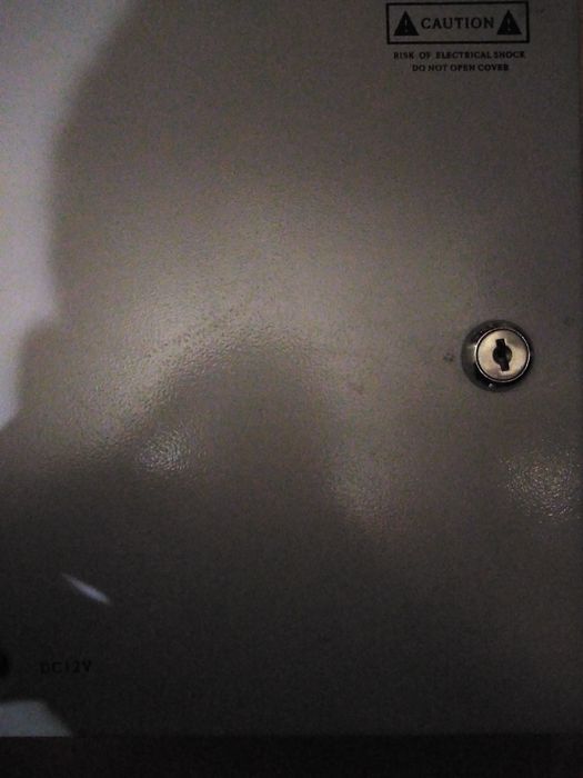 Блок питания для видеокамер 220в/12в