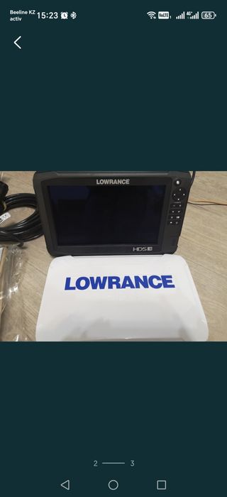 Новый эхолот  Lowranse Carbon 9