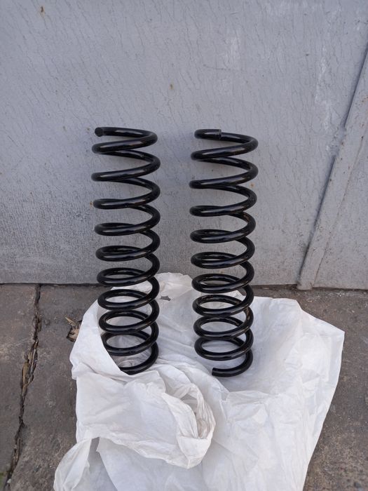Продам пружина kia sportage tucson hyundai ix35 задний пружина 3 в 1