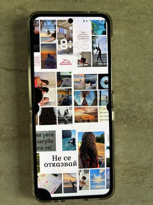 Samsung Galaxy Z Flip4