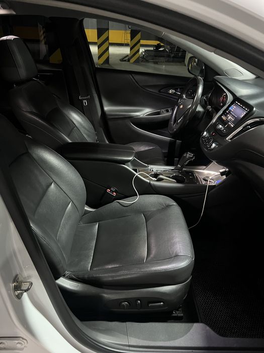 Chevrolet Malibu 2020 — 4