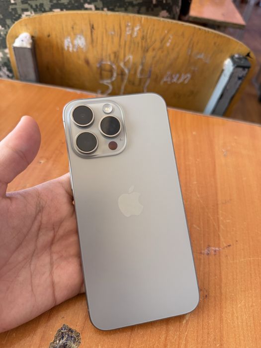Айфон 15 про макс без ремонт