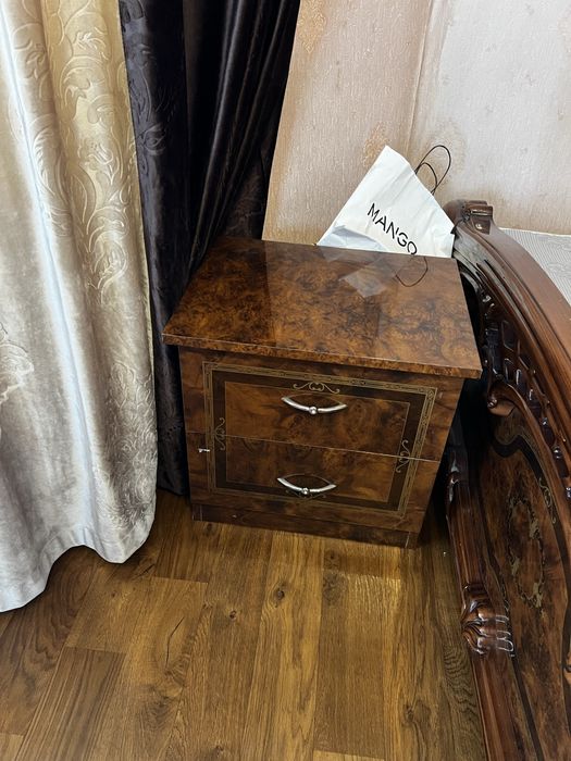 Спальный гарнитур