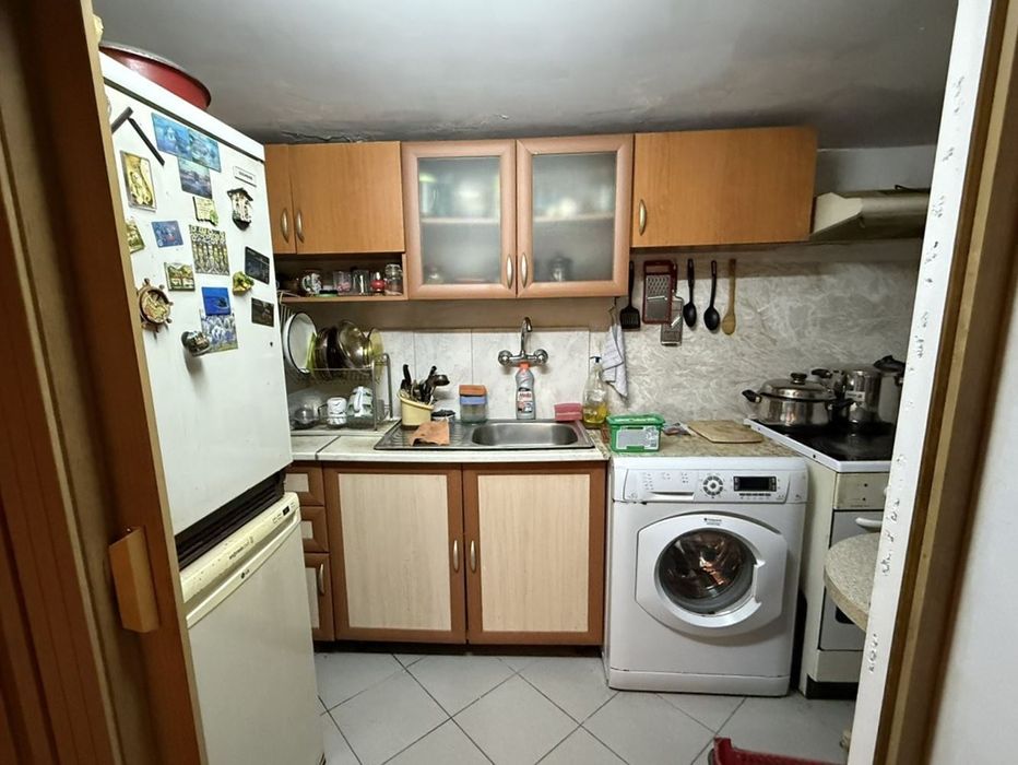 Продава се Двустаен апартамент в София, Левски - 55 кв.м за 788 €/кв.м - Снимка #2