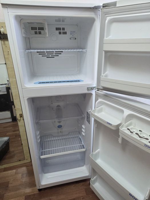Продам холодильник  LG