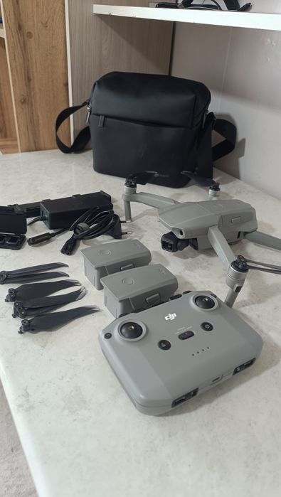 Дрон DJI Mavic Air 2 Fly More Combo
